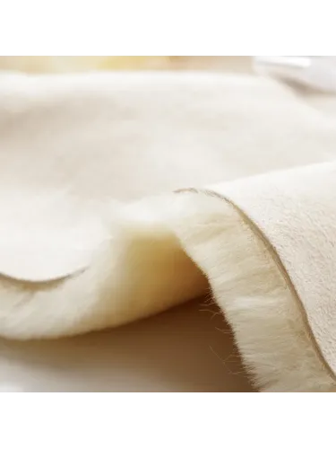 Lampaannahkainen pehmuste Pure Kavalkade