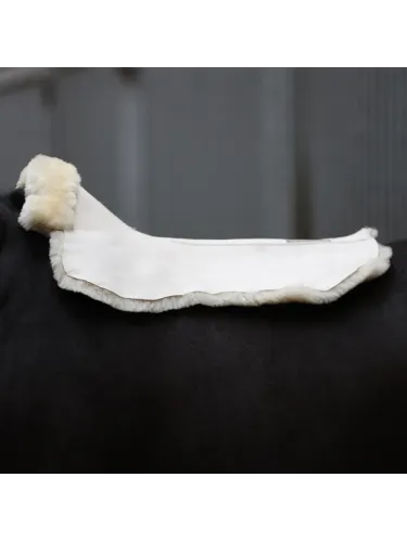 Lampaannahkainen pehmuste Pure Kavalkade