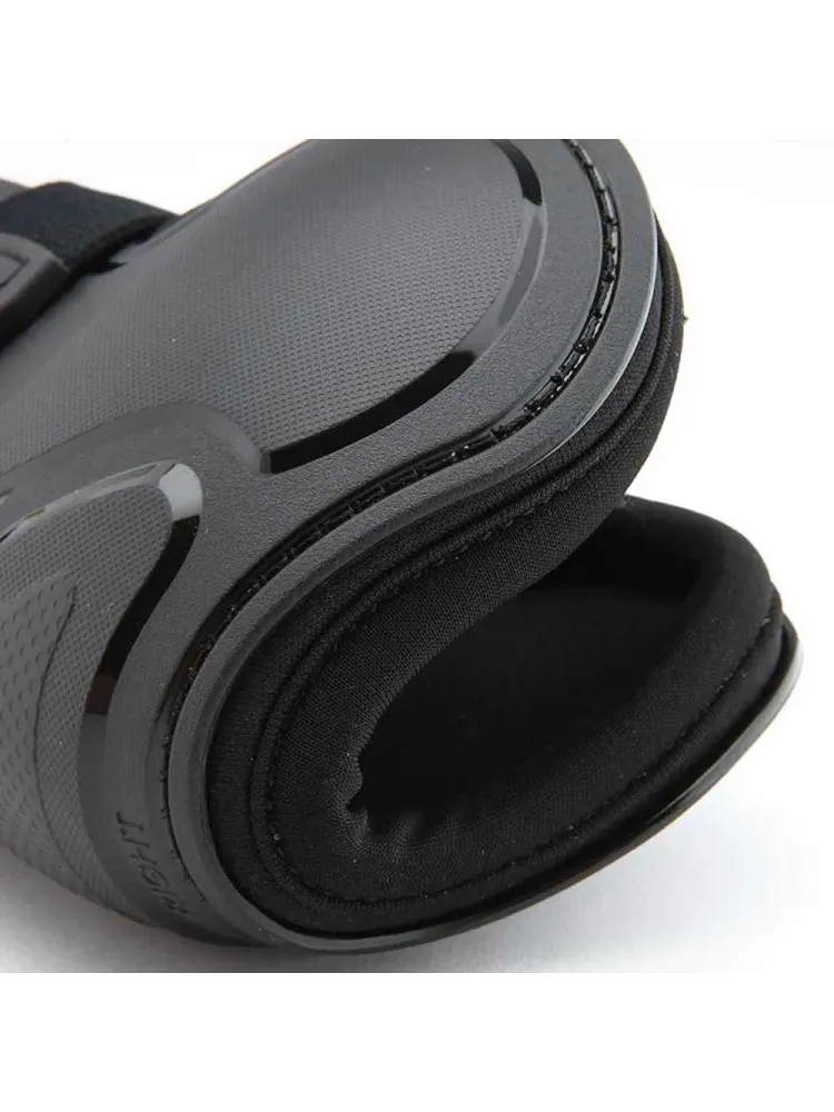 Suojat Compete Memory Kavalkade